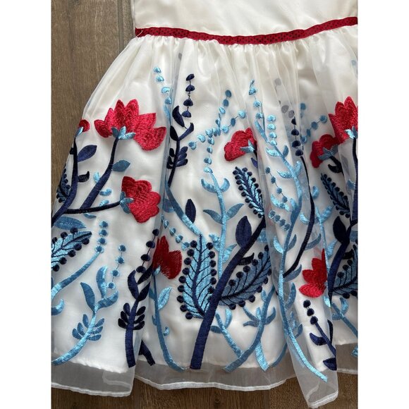 NWT Pippa & Julie Floral Embroidered Dress Sz 4 - Picture 3 of 7